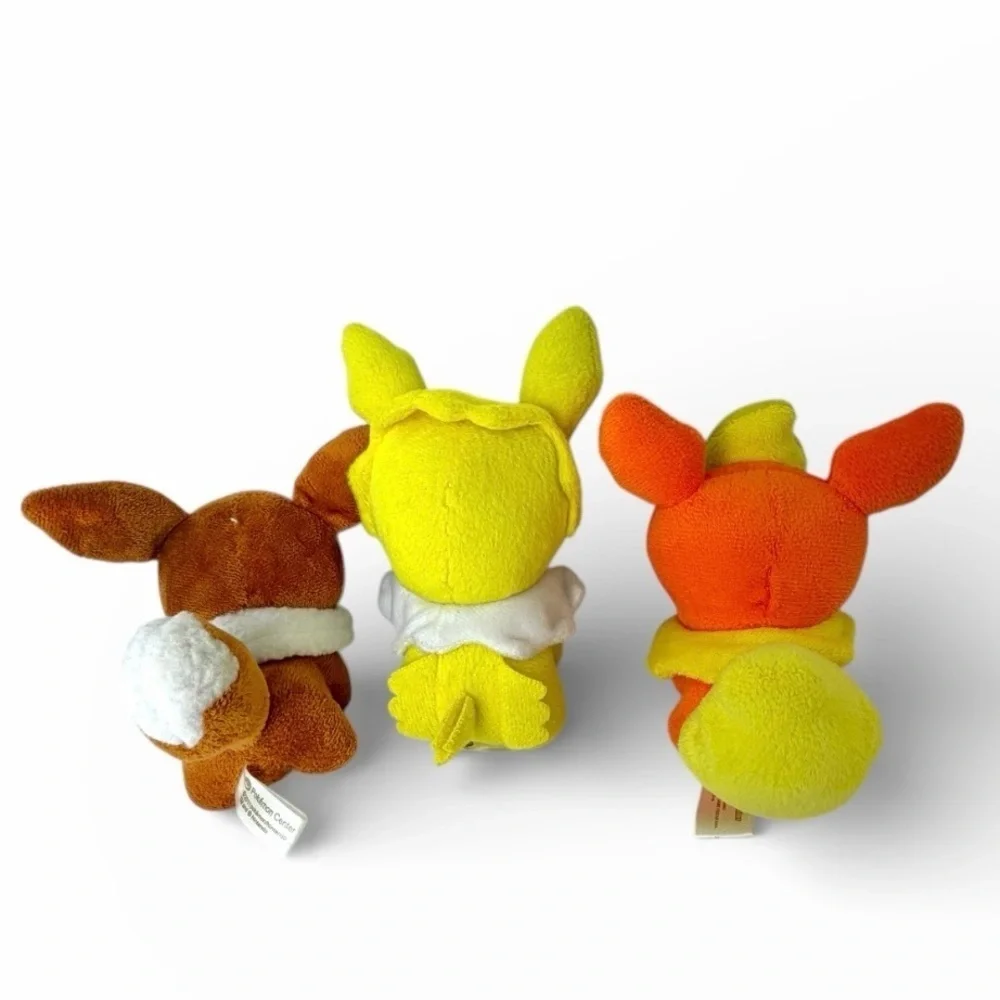 Vintage 2010/11 Pokemon Center Plush Eevee, Flareon, Jolteon Lot of 3, 5” EUC